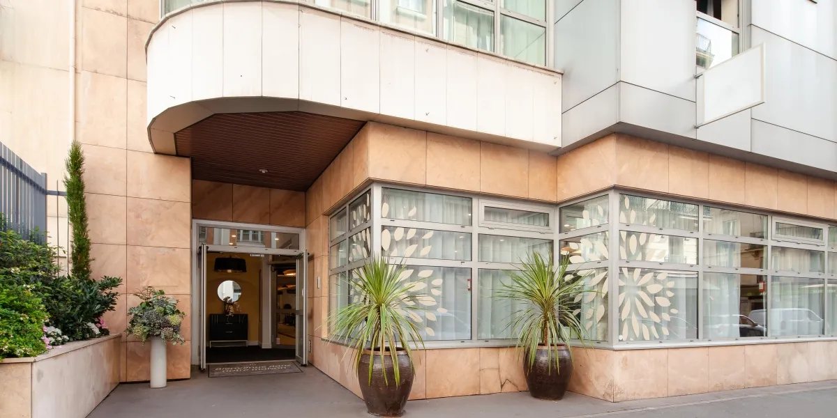 2019-paris-korian-monceau-facade_HD-1